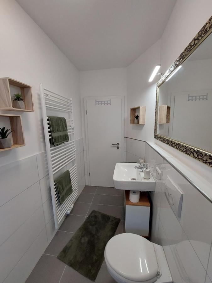 Gemuetliche Familienwohnung In Der Naehe Des Nordparks Und Des Norparkcenters! بيليفيلد المظهر الخارجي الصورة